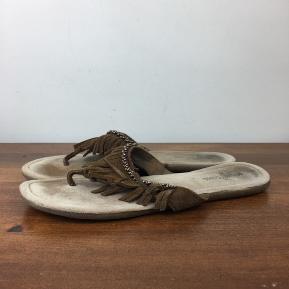 Minnetonka Thong Flip Flop Sandal Women’s Size 10M Brown Beaded Fringe Suede. - Picture 1 of 11